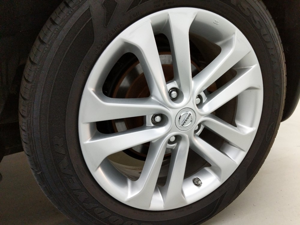 2012 Nissan JUKE - Wheel