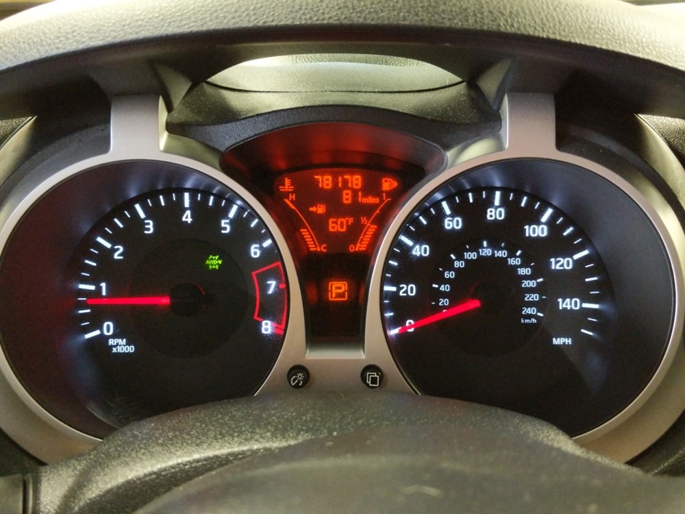 2012 Nissan JUKE - Odometer Close Up