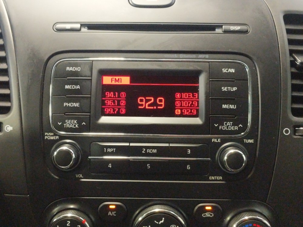 2016 Kia Forte - Stereo Package
