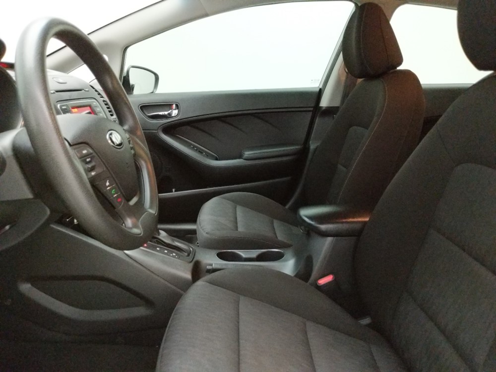 2016 Kia Forte - Driver Front Seat