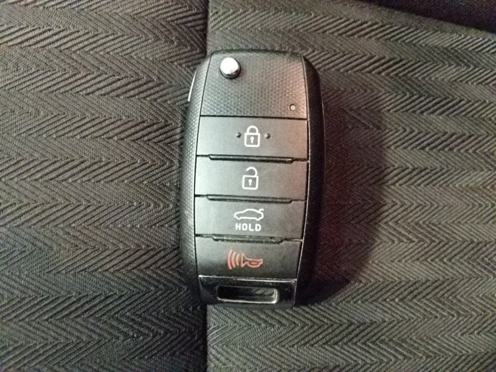 2016 Kia Forte - Keys