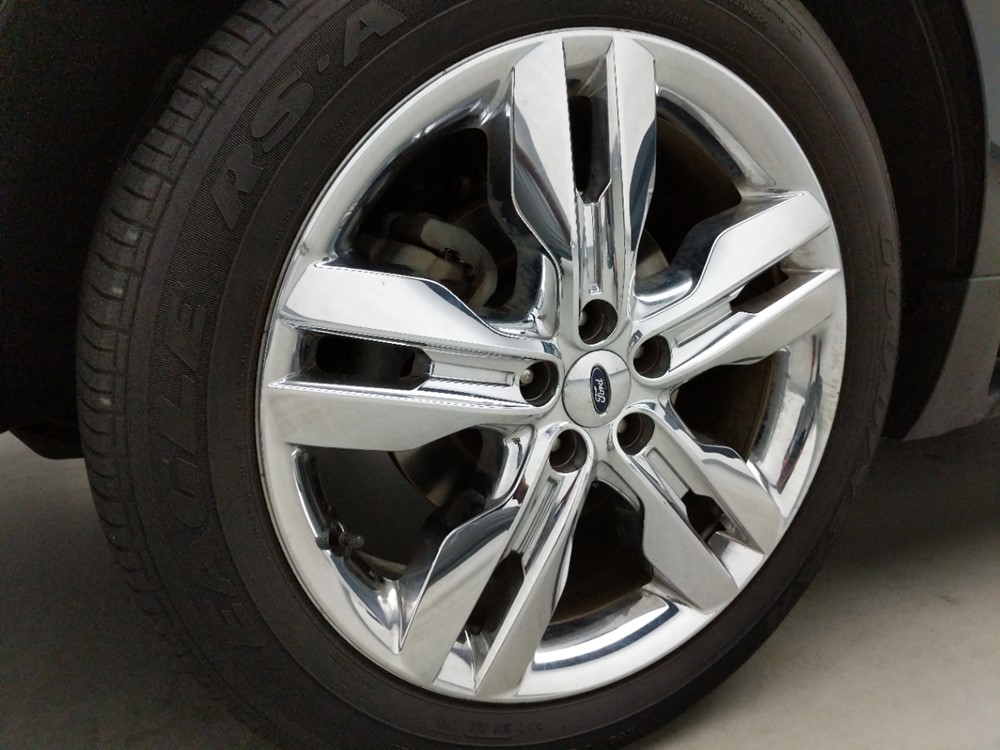 2013 Ford Edge - Wheel