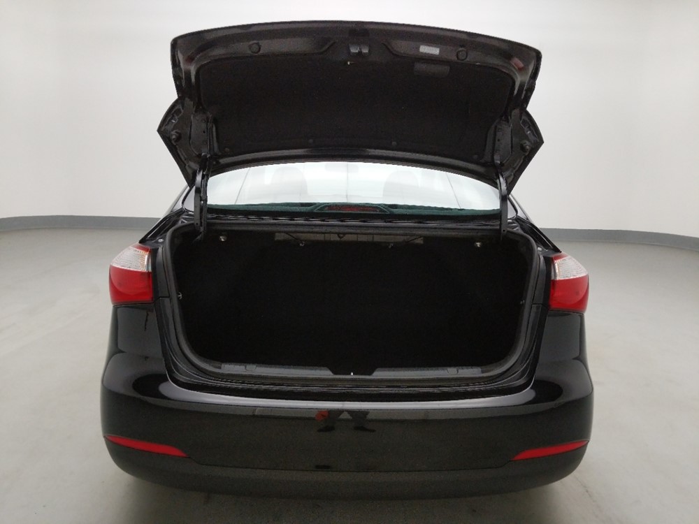 2016 Kia Forte - Trunk