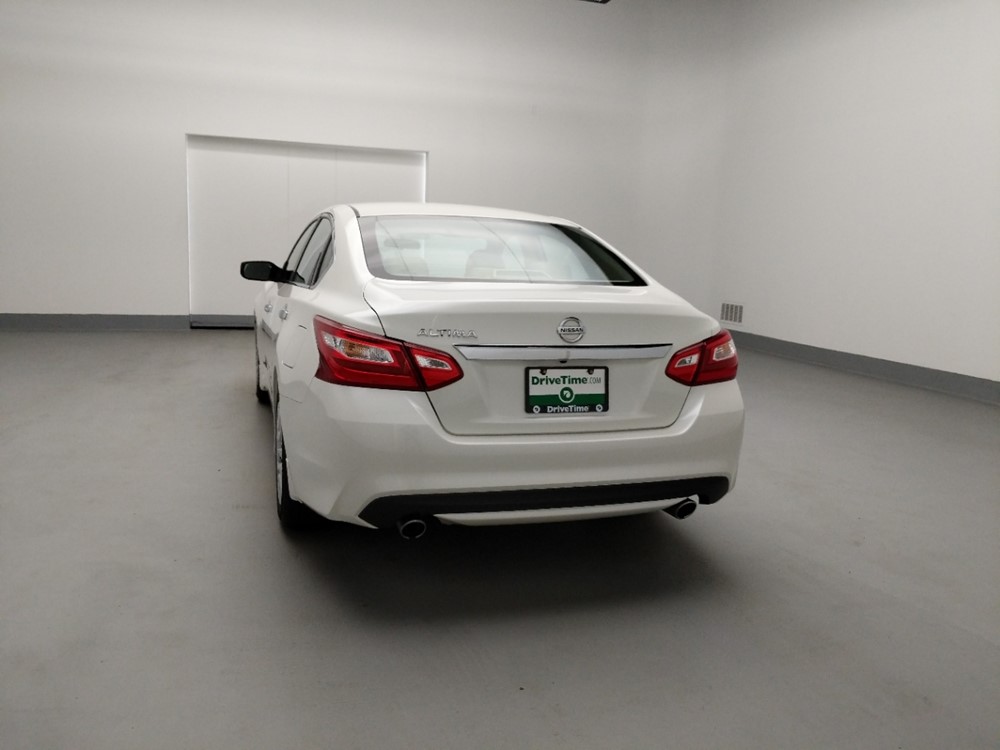 2016 Nissan Altima - Driver Rear Trunk