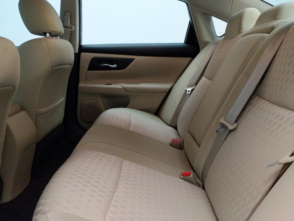 2016 Nissan Altima - Driver Rear Seat