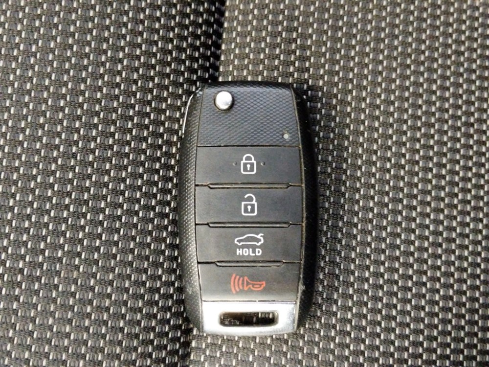 2017 Kia Forte - Keys
