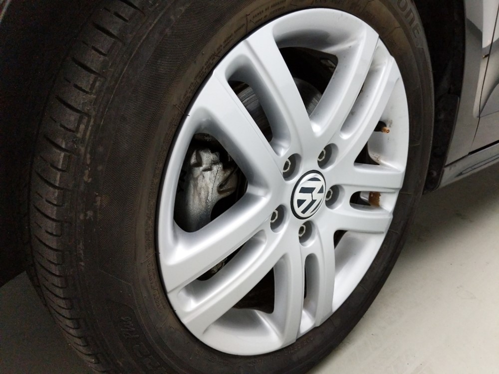 2018 Volkswagen Jetta - Wheel