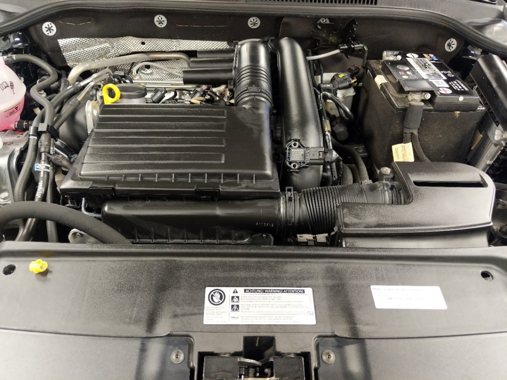 2018 Volkswagen Jetta - Engine
