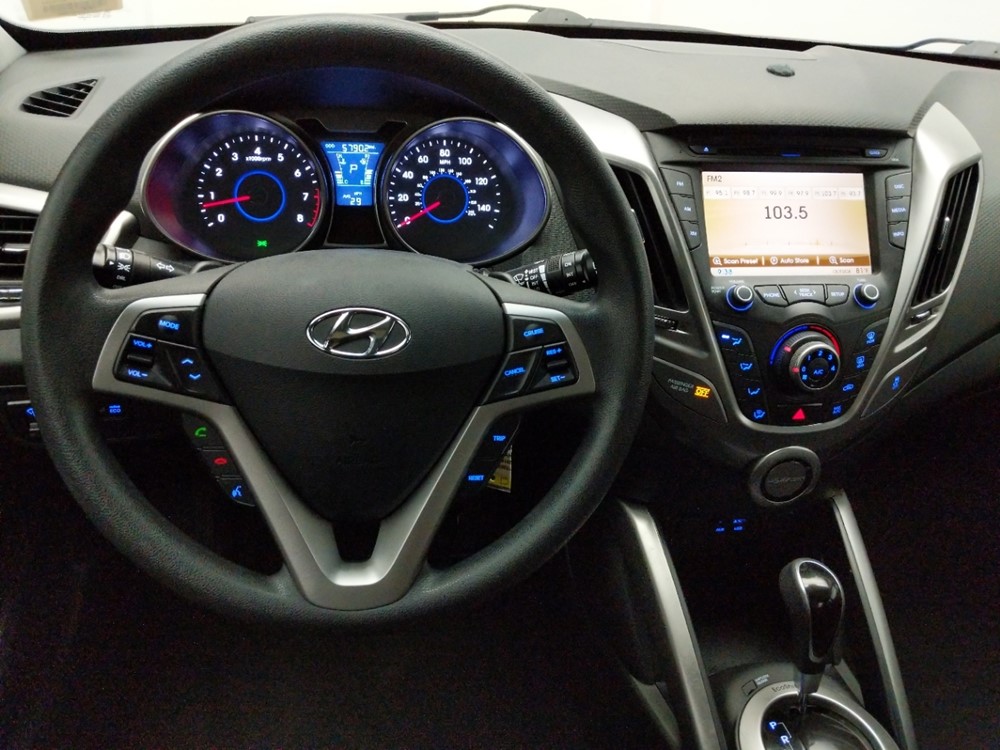2016 Hyundai Veloster - Driver Dash