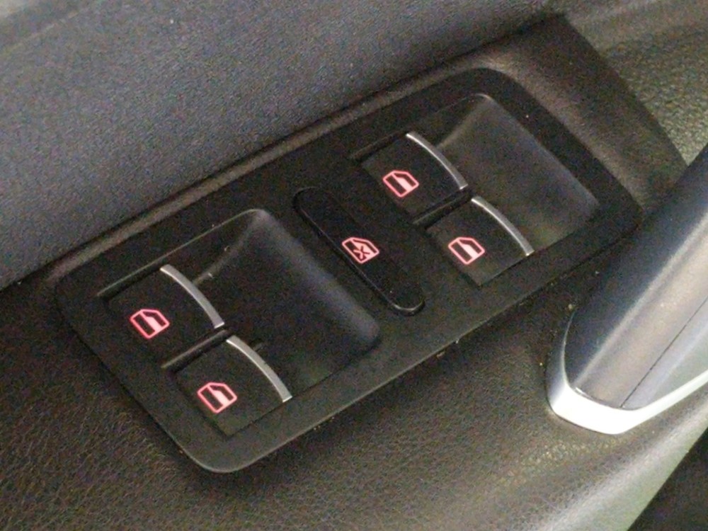 2016 Volkswagen Passat - Driver Power Windows/Lock Control