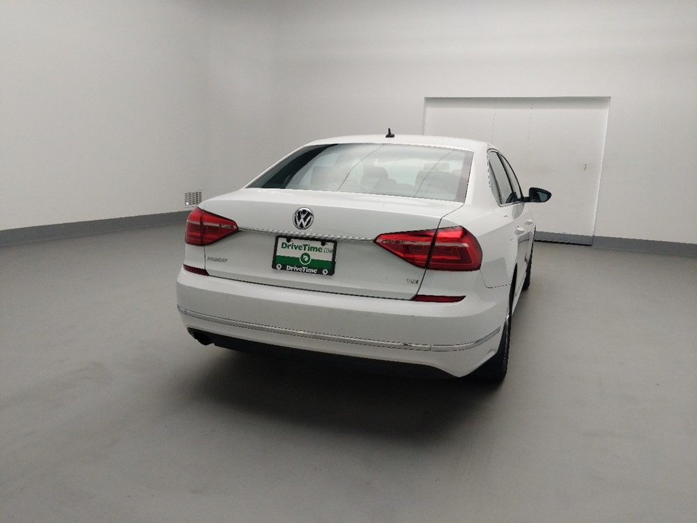 2016 Volkswagen Passat - Passenger Rear Trunk
