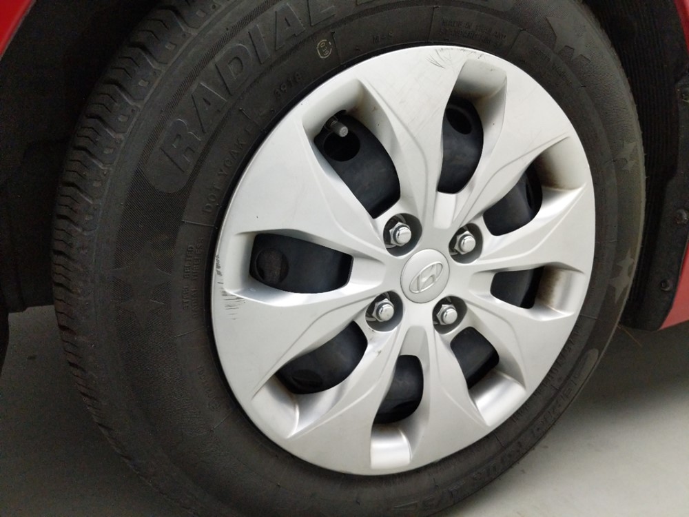 2017 Hyundai Accent - Wheel