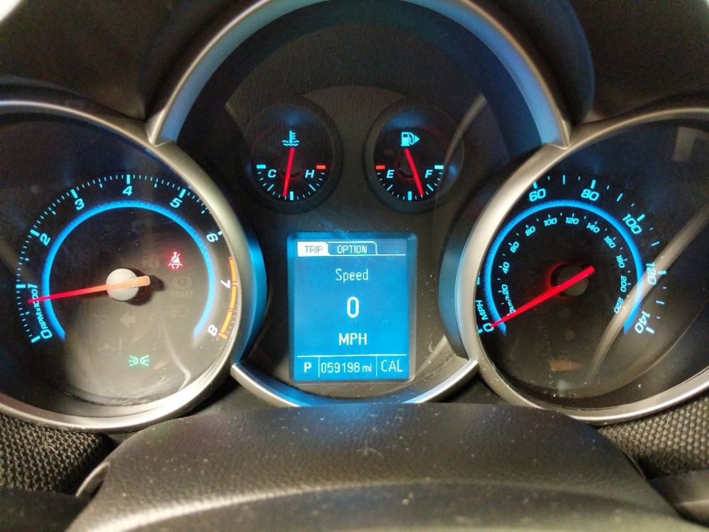 2014 Chevrolet Cruze - Odometer Close Up