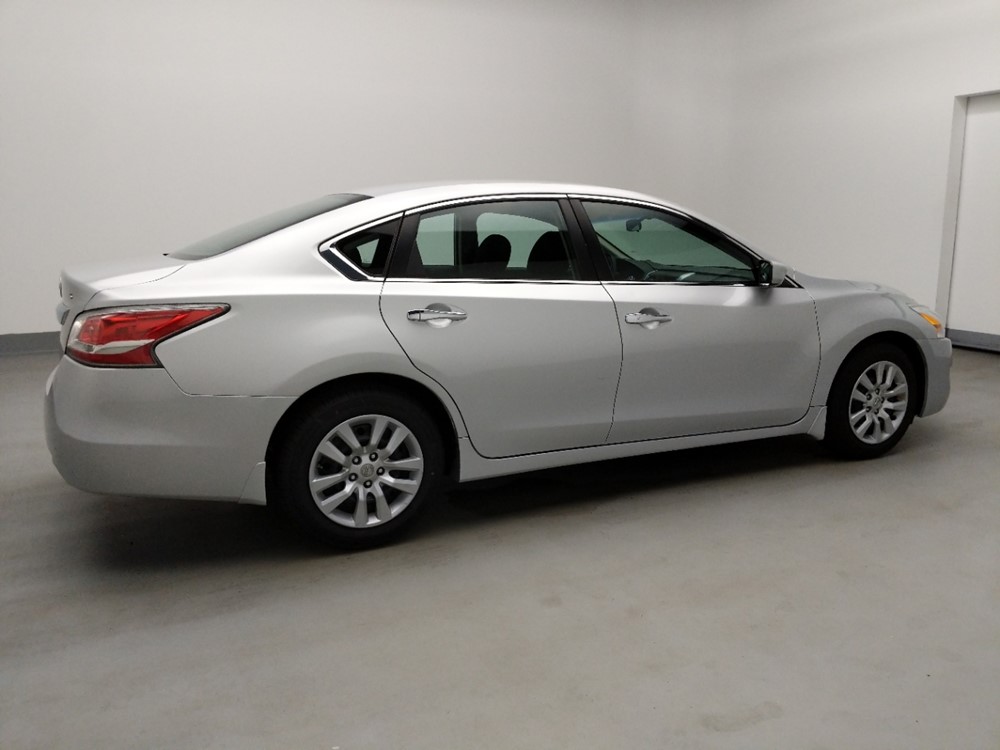 2014 Nissan Altima - Passenger Rear Side