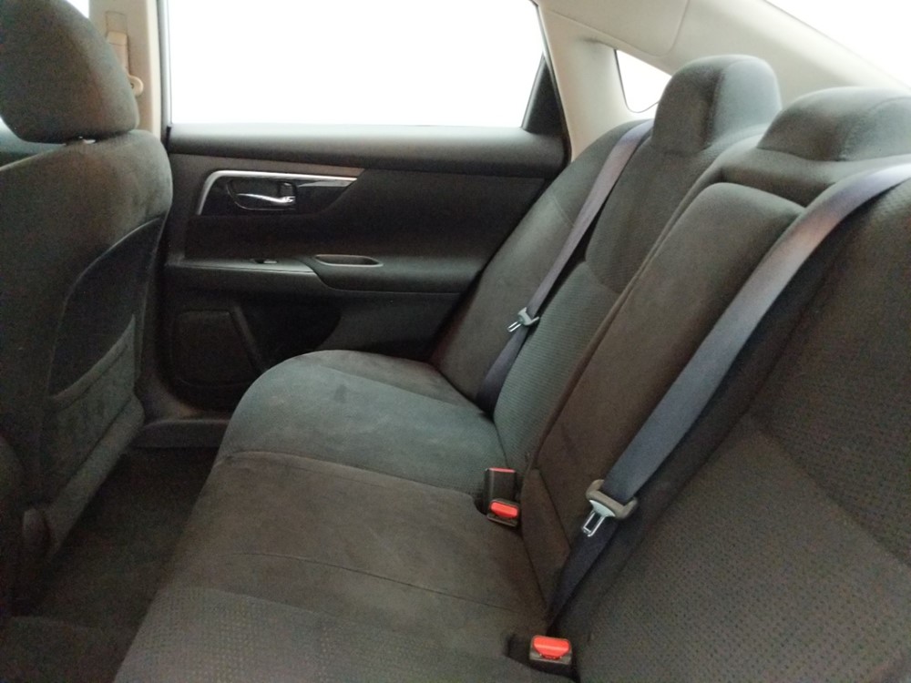 2014 Nissan Altima - Driver Rear Seat