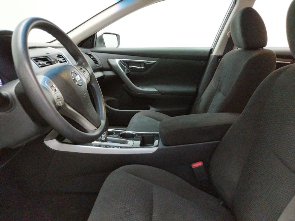 2014 Nissan Altima - Driver Front Seat