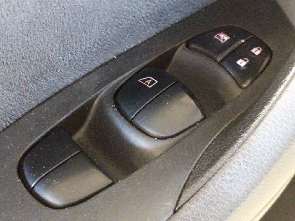 2014 Nissan Altima - Driver Power Windows/Lock Control