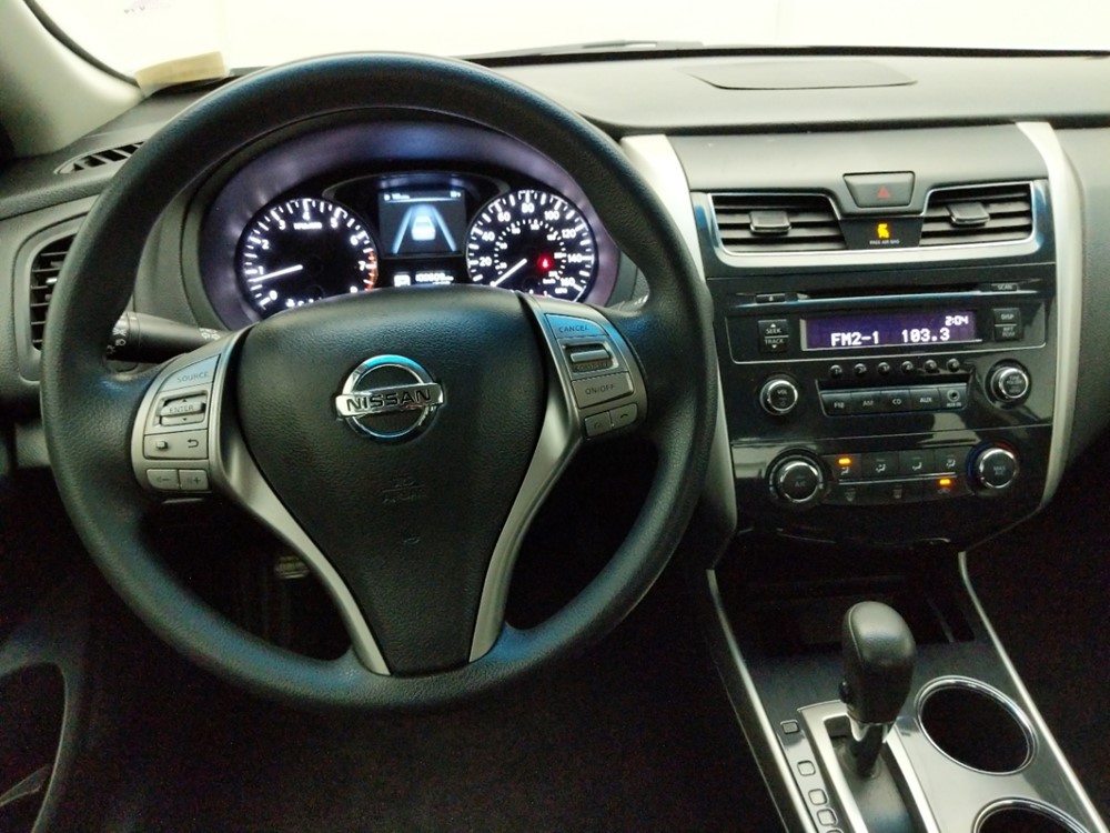 2014 Nissan Altima - Driver Dash