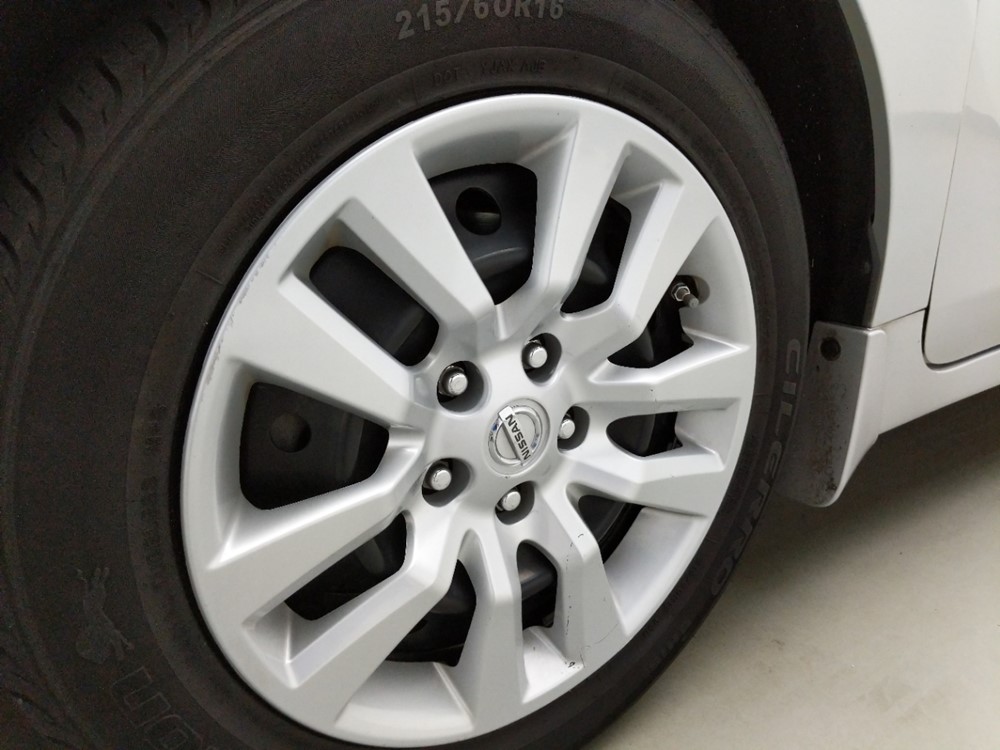 2014 Nissan Altima - Wheel