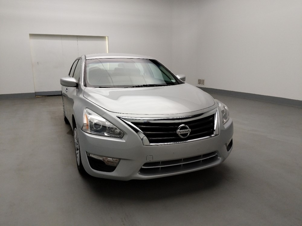 2014 Nissan Altima - Passenger Front Hood