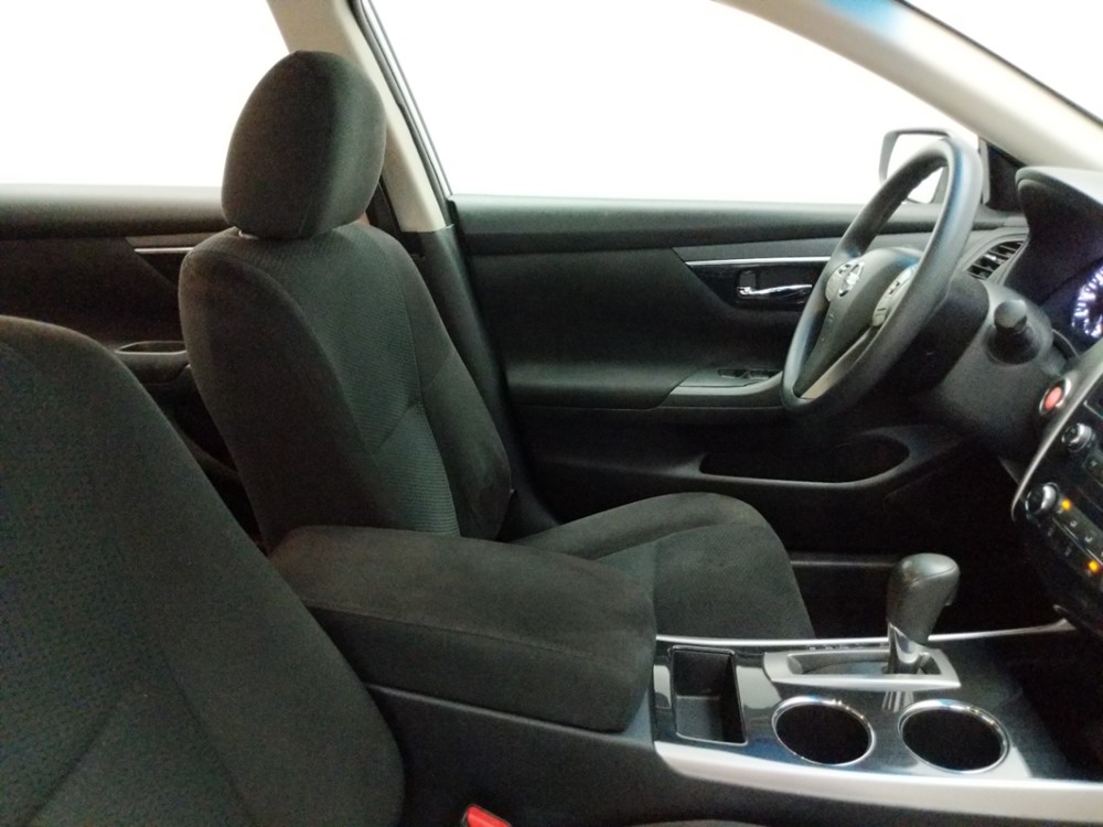 2014 Nissan Altima - Passenger Front Seat