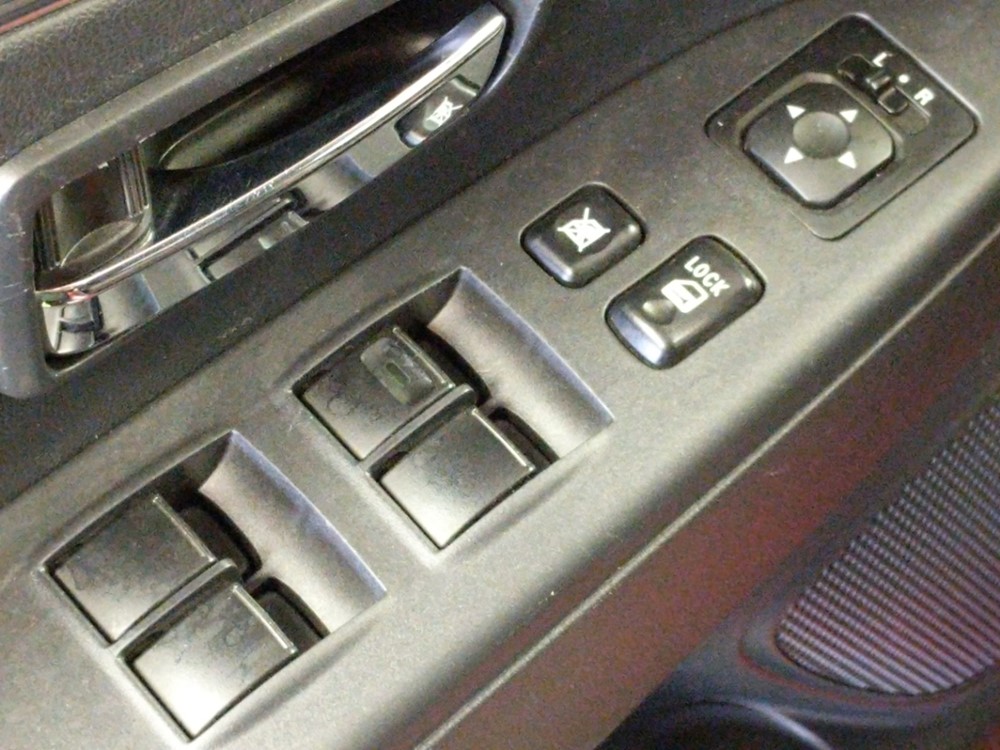 2017 Mitsubishi Outlander - Driver Power Windows/Lock Control