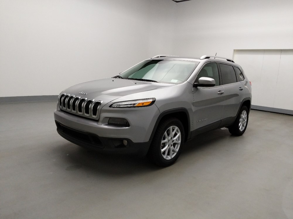 2017 Jeep Cherokee - Driver Front Bumper