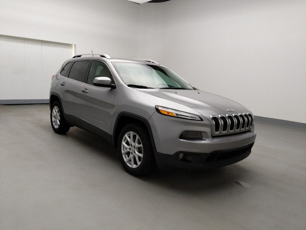 2017 Jeep Cherokee - Passenger Front Bumper