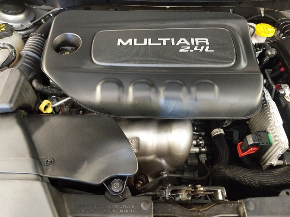 2017 Jeep Cherokee - Engine