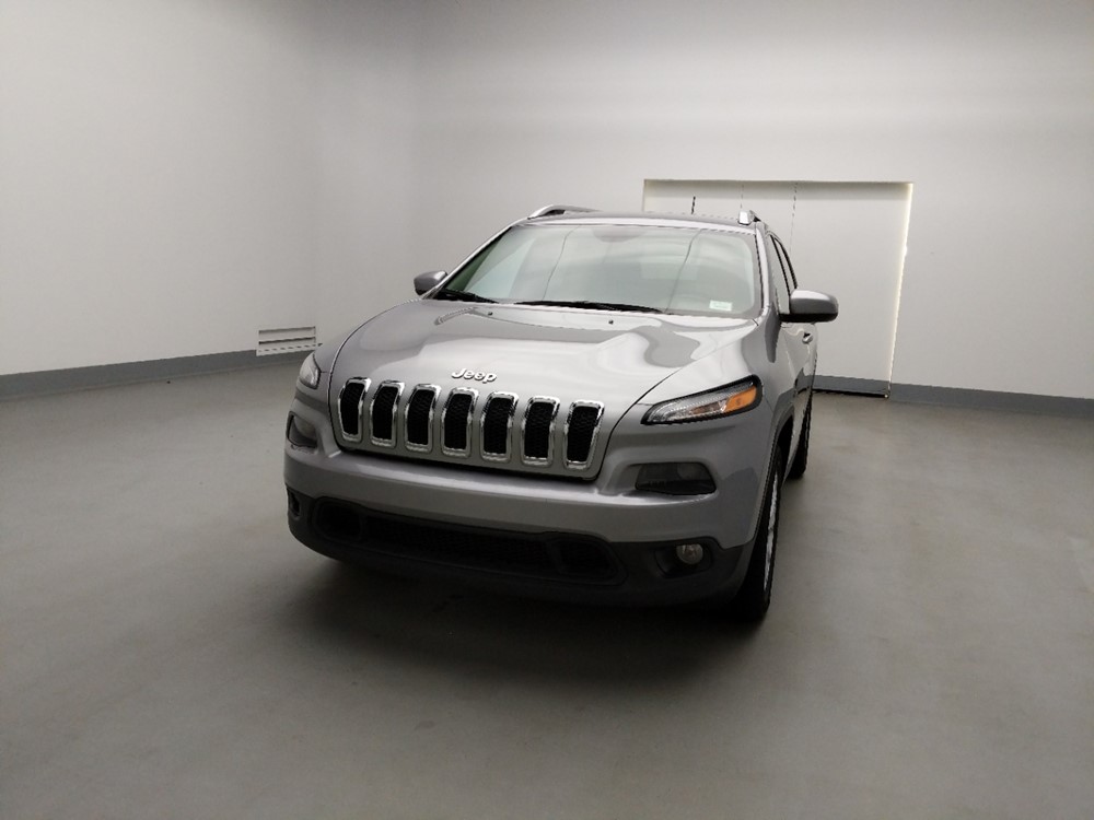 2017 Jeep Cherokee - Driver Front Hood
