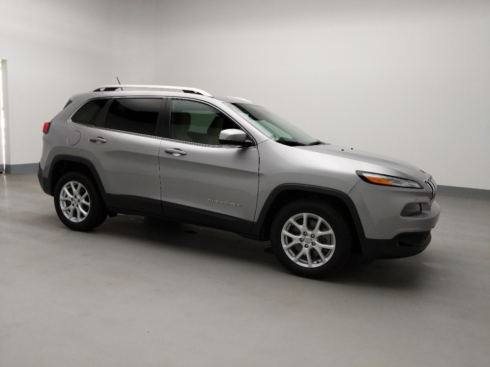 2017 Jeep Cherokee - Passenger Front Side