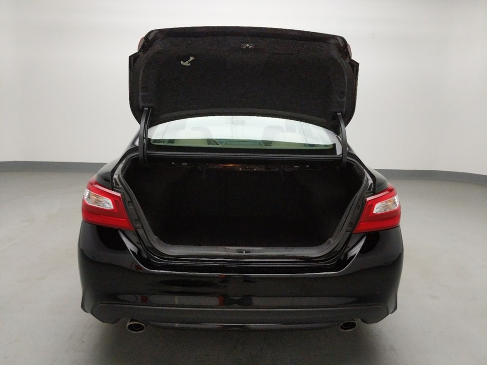 2017 Nissan Altima - Trunk