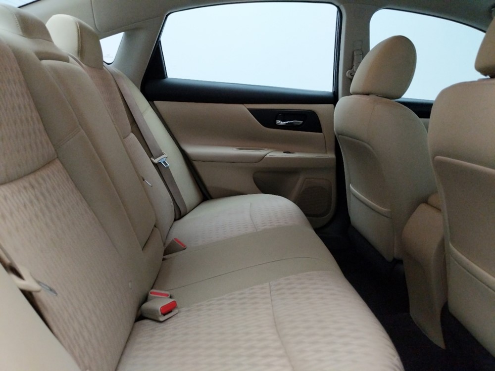 2017 Nissan Altima - Passenger Rear Seat