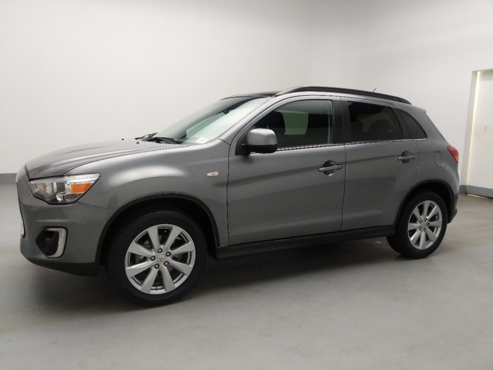 2015 Mitsubishi Outlander - Driver Front Side