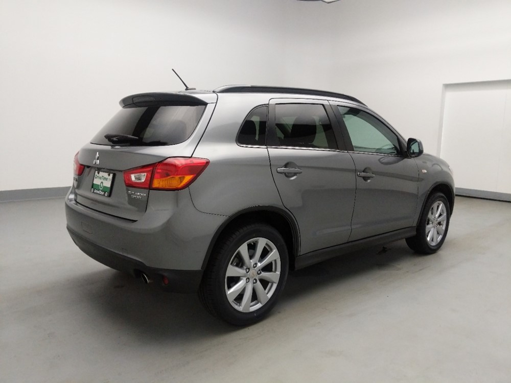 2015 Mitsubishi Outlander - Passenger Rear Bumper