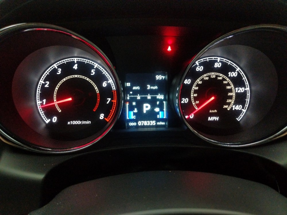 2015 Mitsubishi Outlander - Odometer Close Up