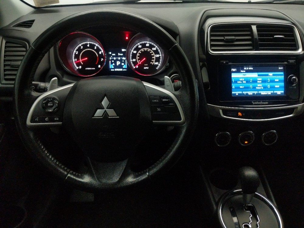 2015 Mitsubishi Outlander - Driver Dash