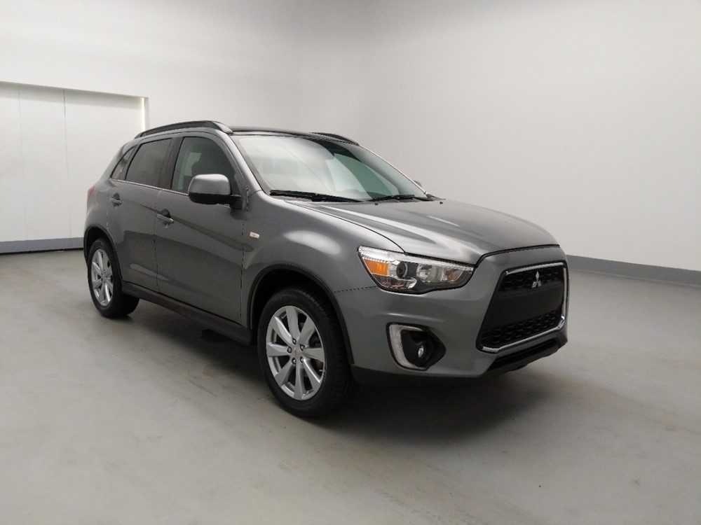 2015 Mitsubishi Outlander - Passenger Front Bumper