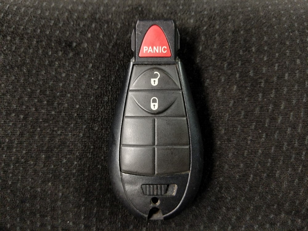 2015 Dodge Grand Caravan - Keys