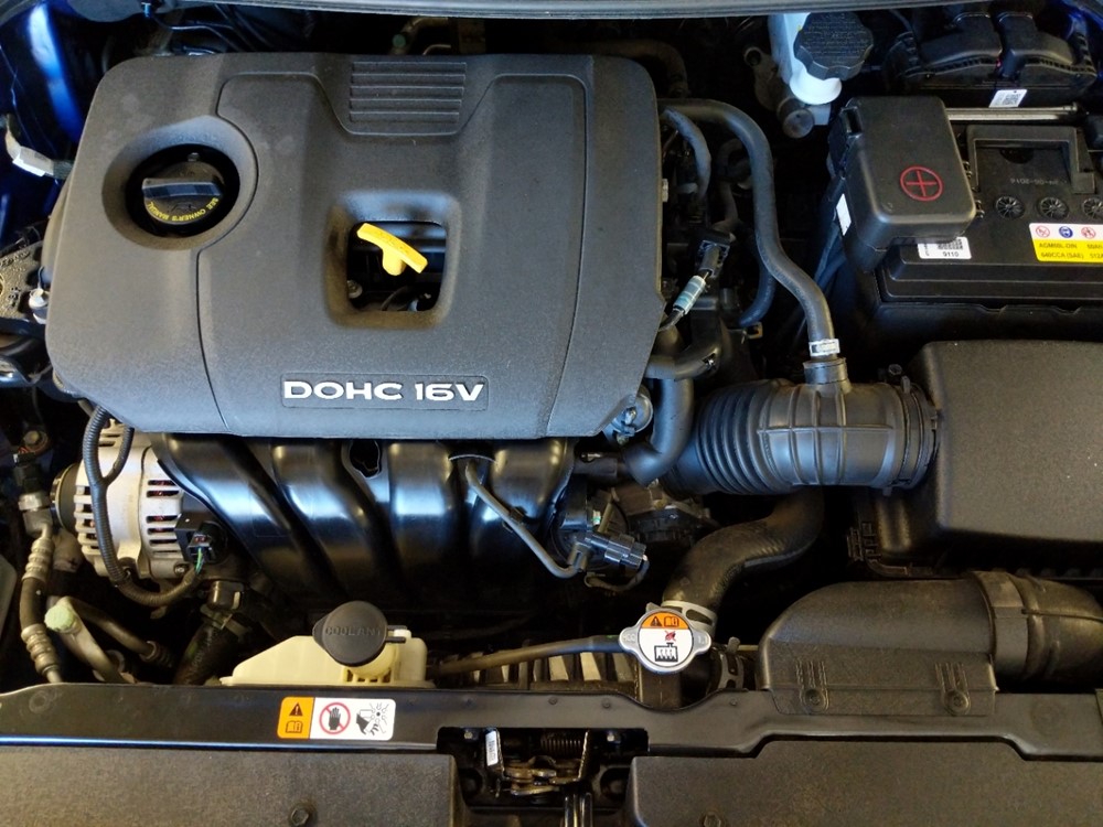 2017 Kia Forte - Engine