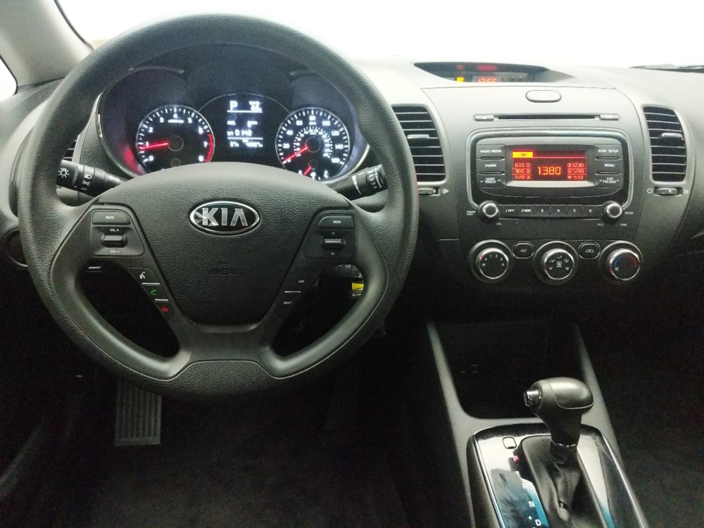 2017 Kia Forte - Driver Dash