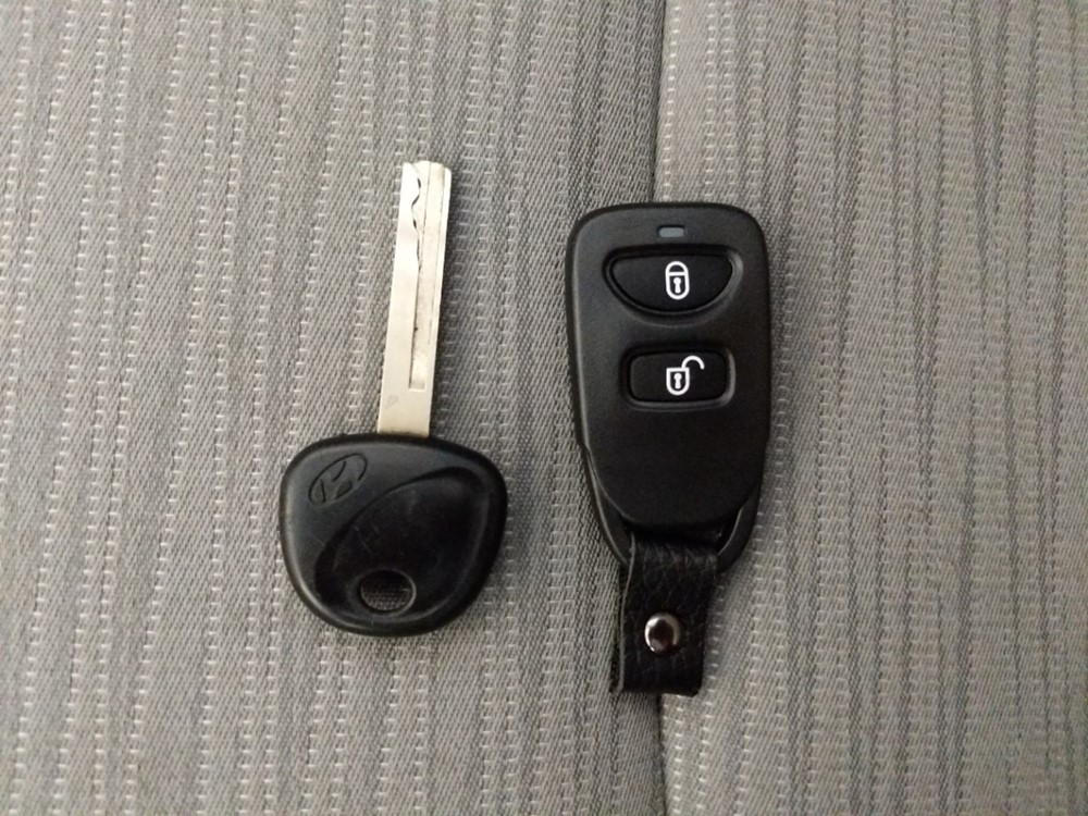 2017 Hyundai Accent - Keys