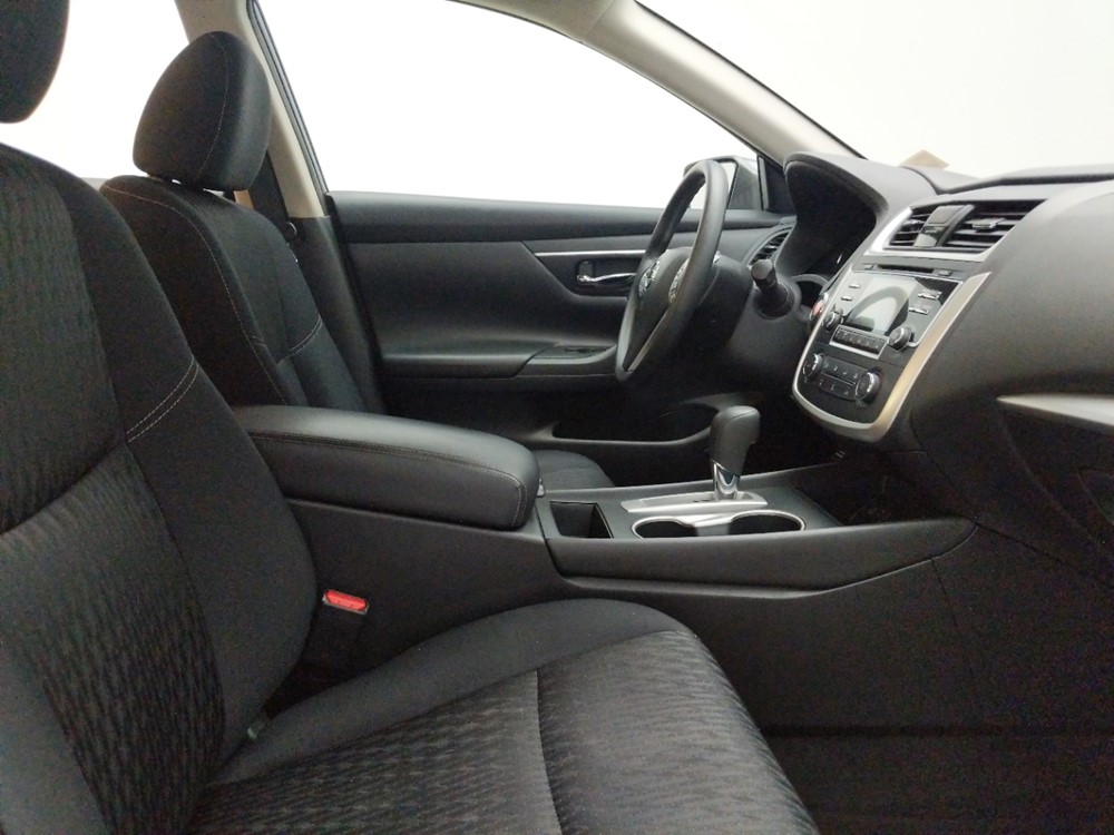 2017 Nissan Altima - Passenger Front Seat