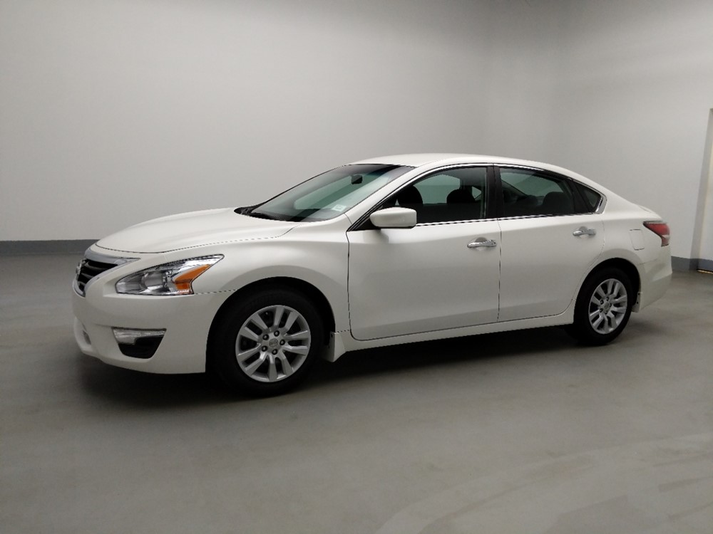 2015 Nissan Altima - Driver Front Side