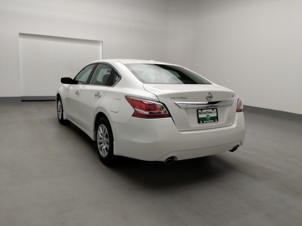 2015 Nissan Altima - Driver Rear Bumper
