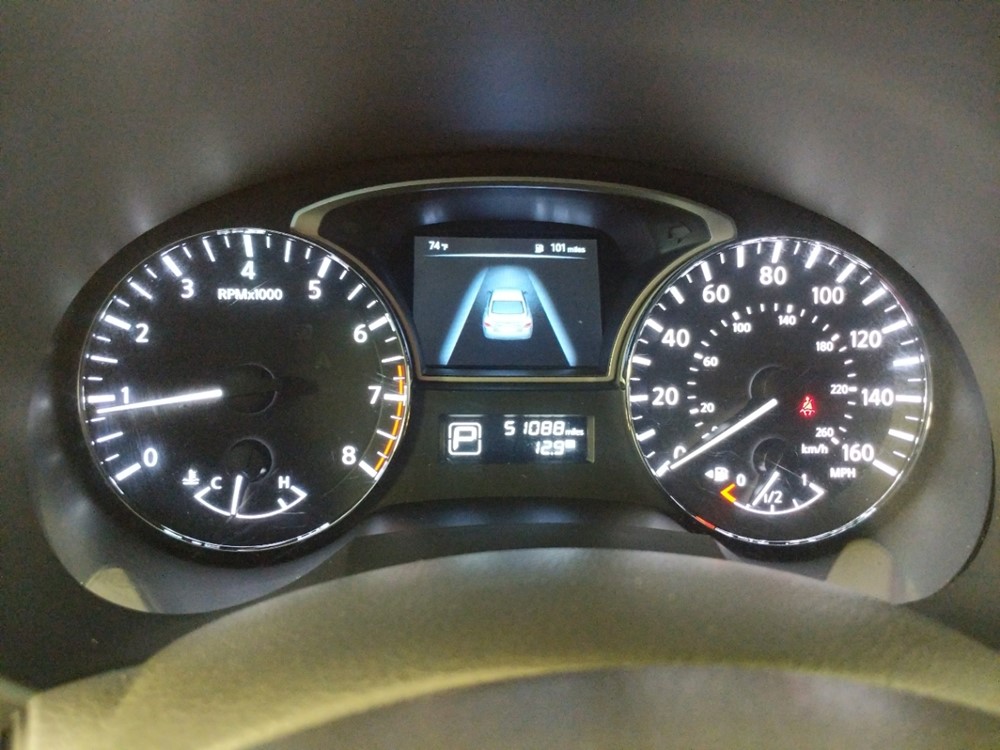 2015 Nissan Altima - Odometer Close Up