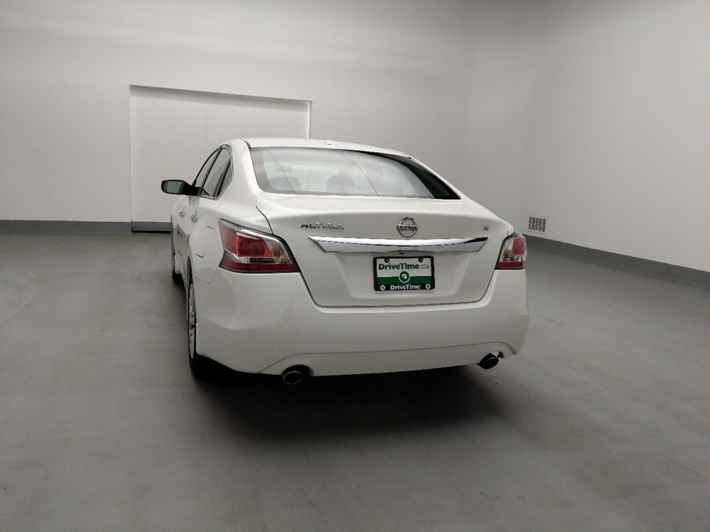 2015 Nissan Altima - Driver Rear Trunk