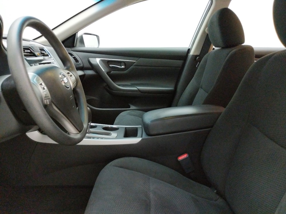 2015 Nissan Altima - Driver Front Seat