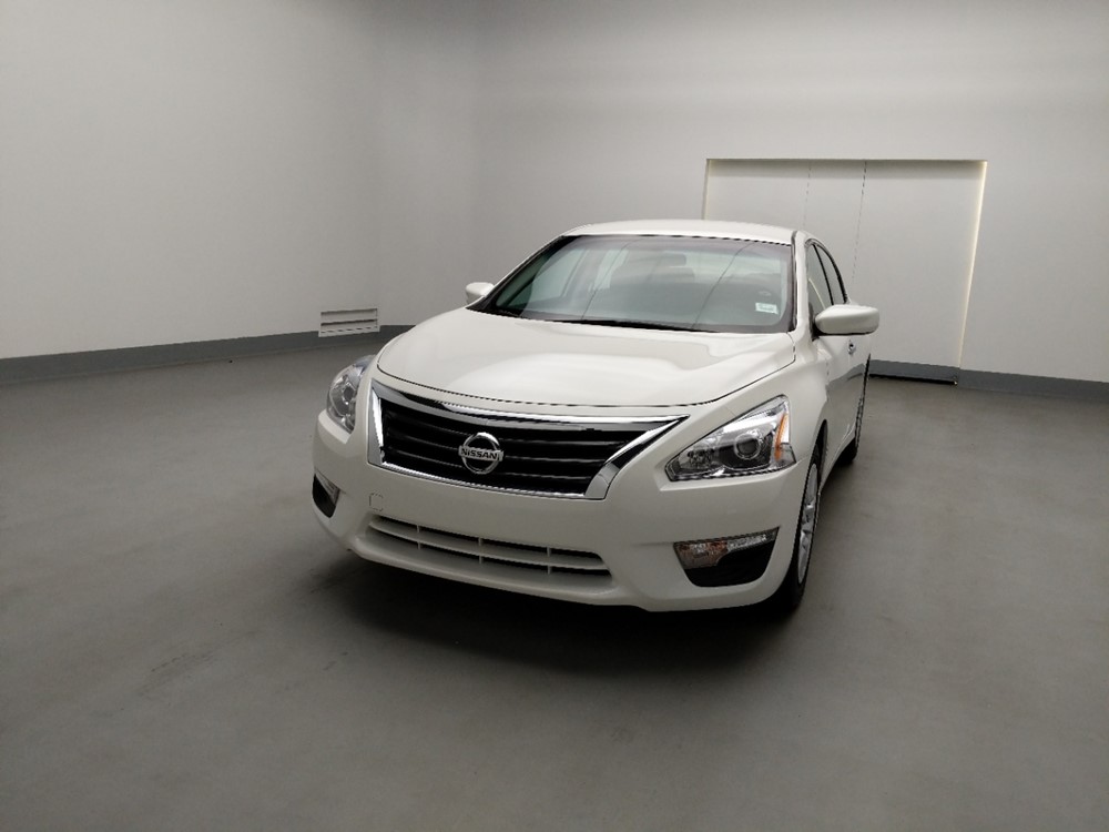 2015 Nissan Altima - Driver Front Hood