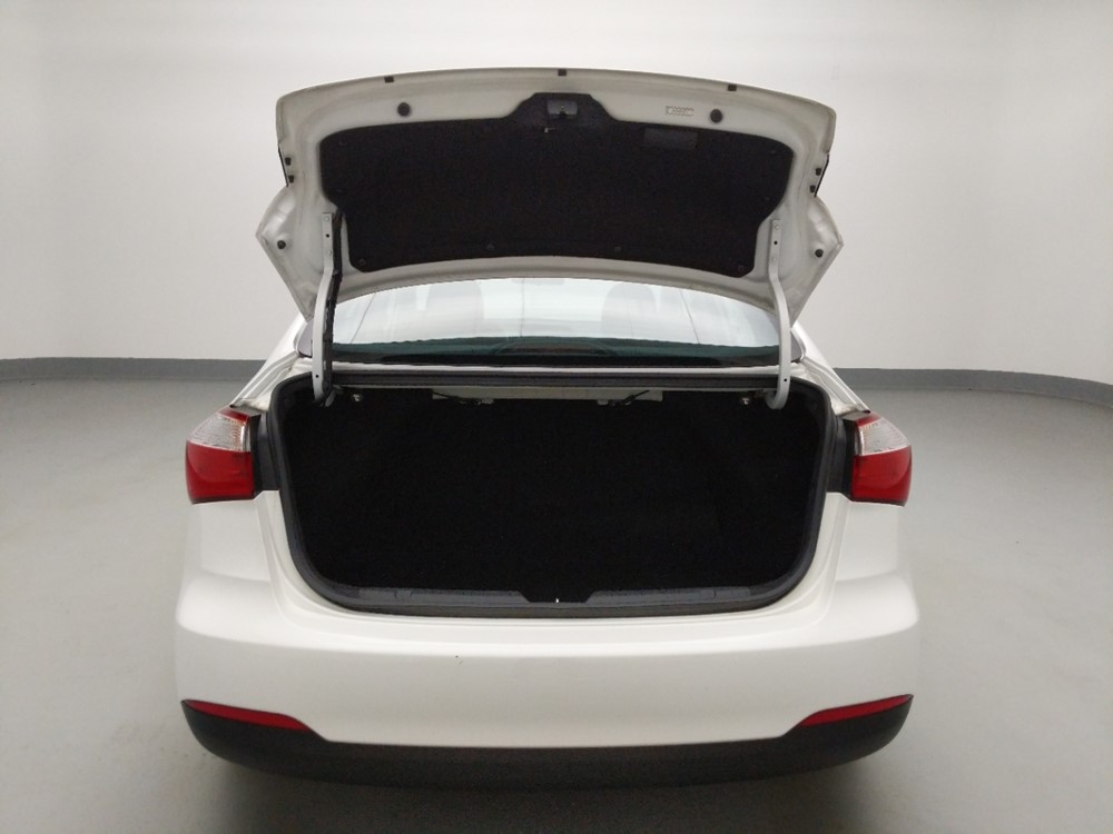 2016 Kia Forte - Trunk